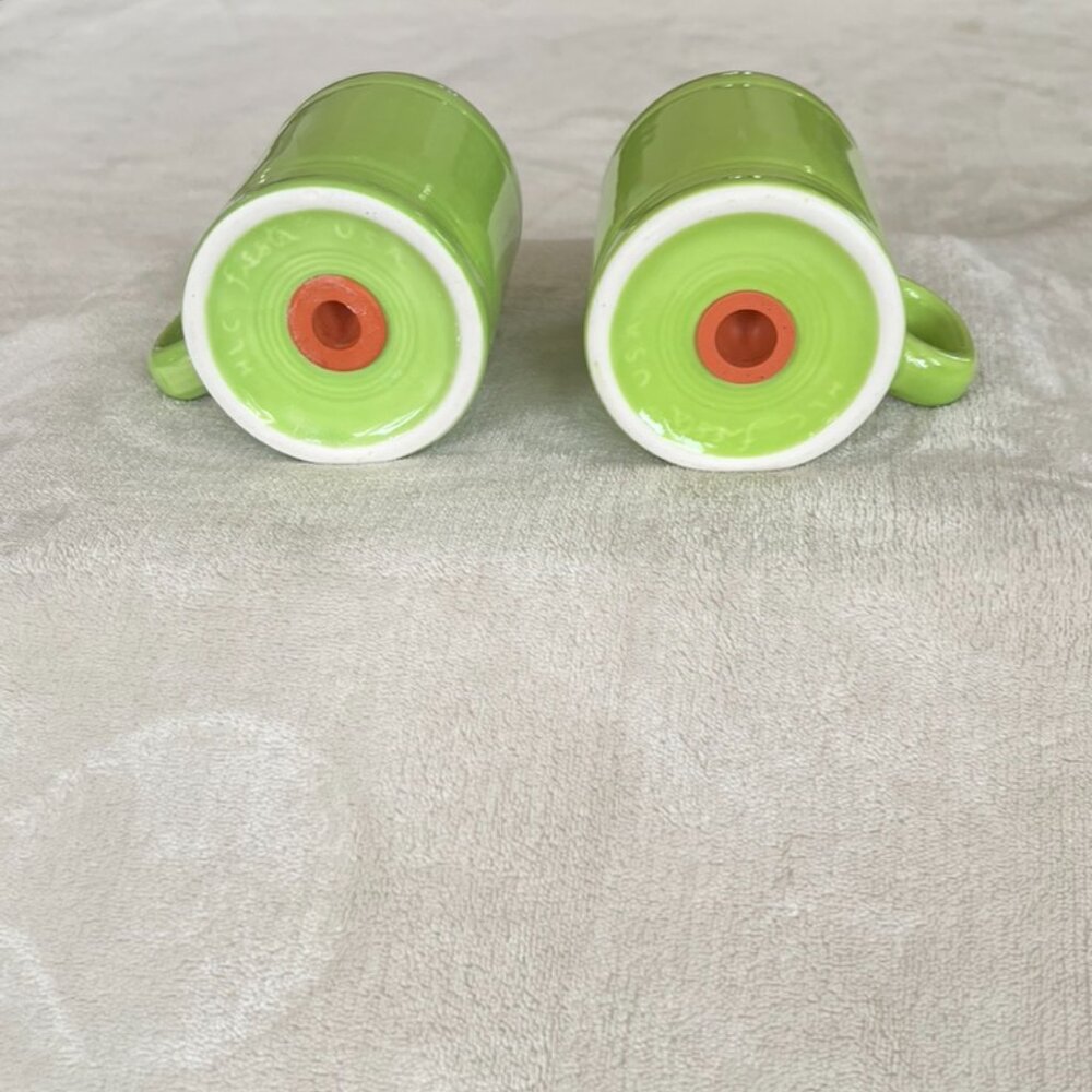 Vintage Fiesta, Fiestaware - Range Top Salt and Pepper, Chartreuse - Post 1986 - Picture 10 of 12